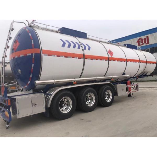CIMC new design hot sale 3 axles Liquefied Natural Gas Cryogenic Trucks for LNG Gas Station new design gas cylindrical tanker