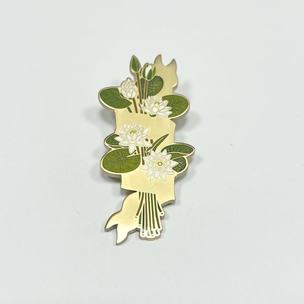 Bilibili Little TV Butler Enamel Pin – Formal Suit & Flower Basket Kawaii Anime Lapel Pinly