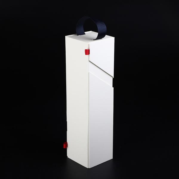 картонная коробка роскошного незаконного вина бутылки плоского пакета одиночного упаковывая с ручкой ленты grossgrain