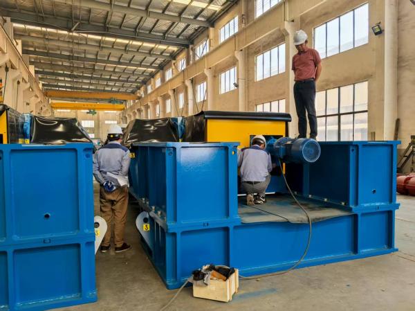 2x18.5kW Motor Power Forged Steel Roller 2500T Welding Rotator for Heavy-Duty Applications