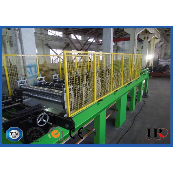 Continuous EPS Sandwich Panel Roll Forming Machine 8m/Min