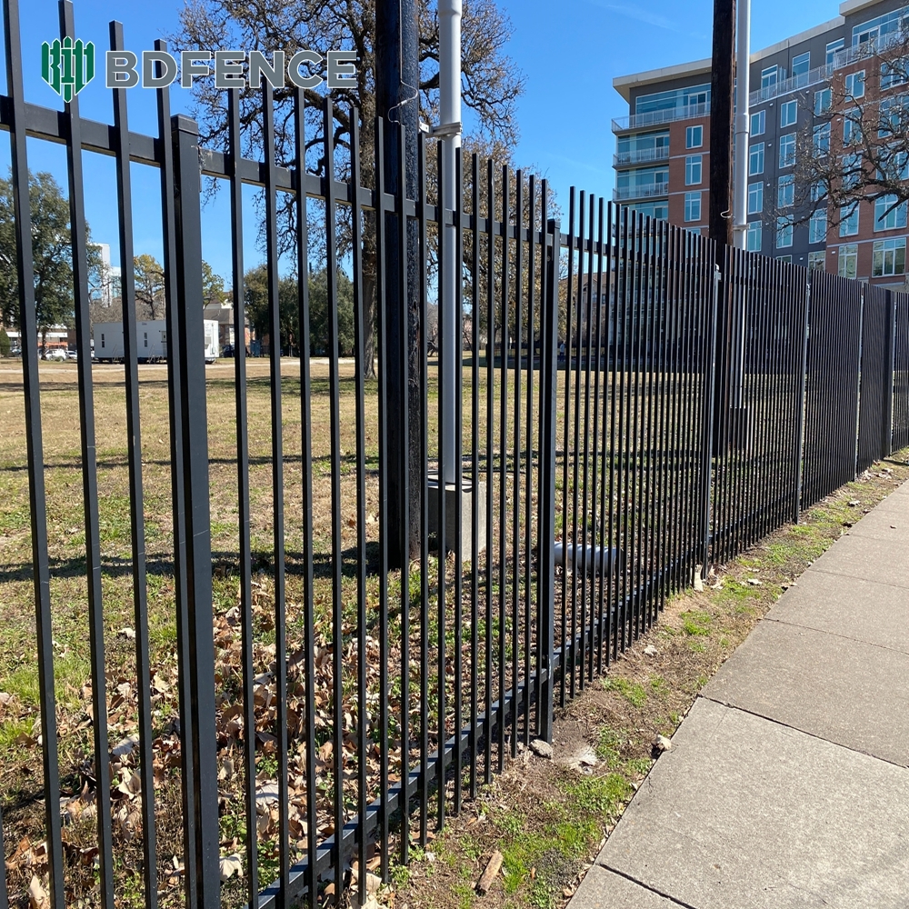 Heavy Duty Tubular Steel Fence For Site Boundary