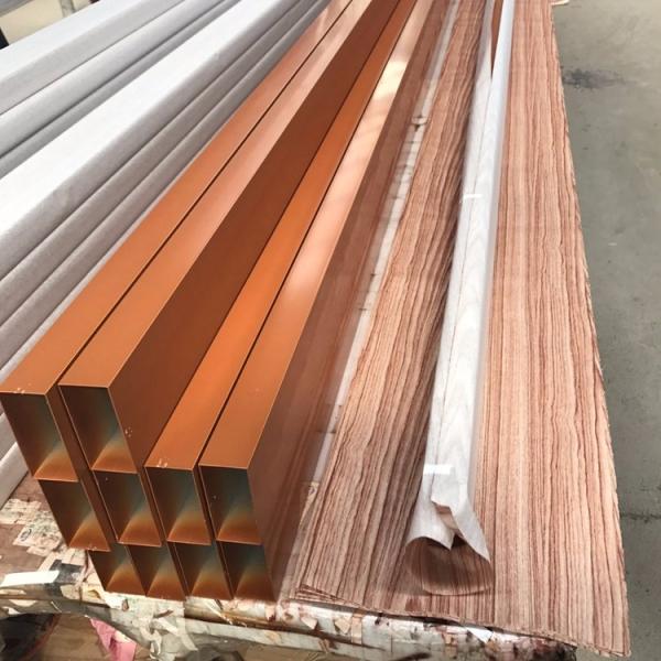 Стойкость светлого алюминиевого финиша покрытия порошка передачи тепла деревянного хорошая