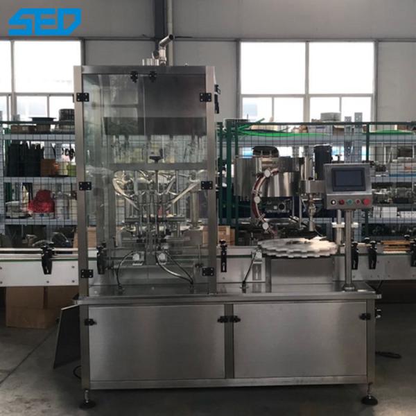 Machine de remplissage et de couverture de bouteilles en verre pour les matériaux visqueux
