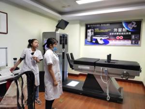 ディスクHerniationの頚部背骨の減圧療法機械