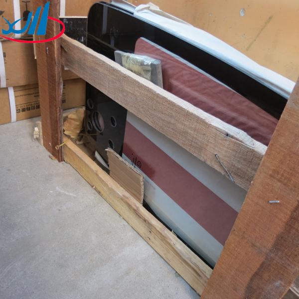 SINOTRUK HOWO Truck Safety And Durable Front Windshield WG1642710001