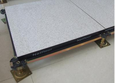 Woodcore Raised Floor 600 * 600 * 30mm Rolling Load 1958 N fireproof calss B2