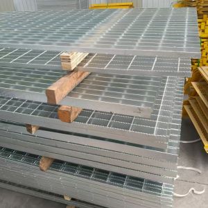 200mm Industrial Steel Grating with Hot-Dip Galvanized Corrosion Resistance