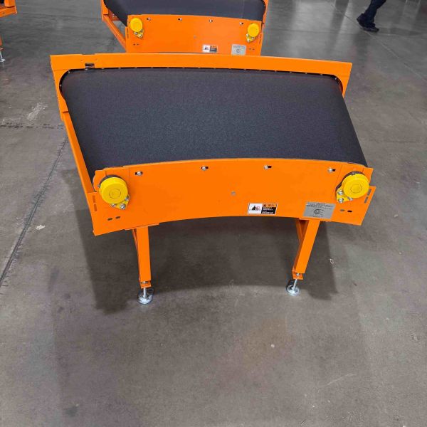 High Efficiency Flat Belt Conveyor System 3000MM 6000MM For Logistics