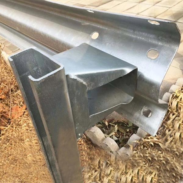 Outdoor Security W Beam Guard Rails with ISO9001 2000 Certificate and Durable Material