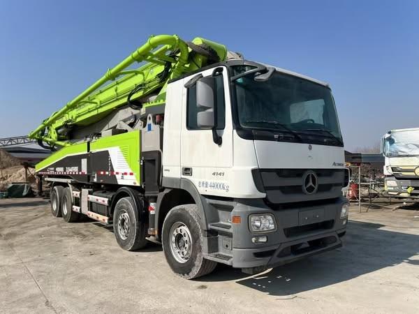 56m Used Zoomlion Concrete Pump Truck Ready Mix Cement Boom Pump For Sale