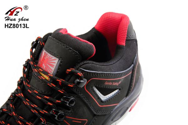 Alkali Resistant Rubber Safety Shoes Anti Inpact 200J For Europe Market