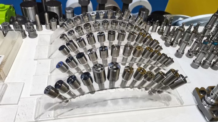 High Quality New L221PBC Steel Diesel Injector Nozzle for Excavator Injection Valves with Universal Fitment
