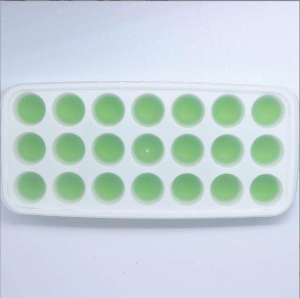 Ice Cream Tools Type Ice Cream Makers BPA Free 14 Cavity Silicone Ice Mold with Cover