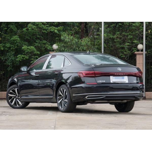 Седан места двери 5 автомобиля 280TSI средний 4 Volkswagen Passat 2023