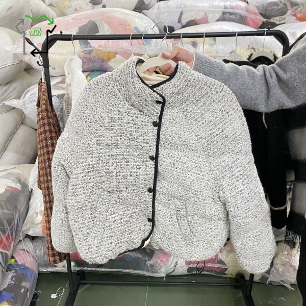 Women Small Fragrance Used Down Jacket Fashionable Clothing Second Hand Wholesale