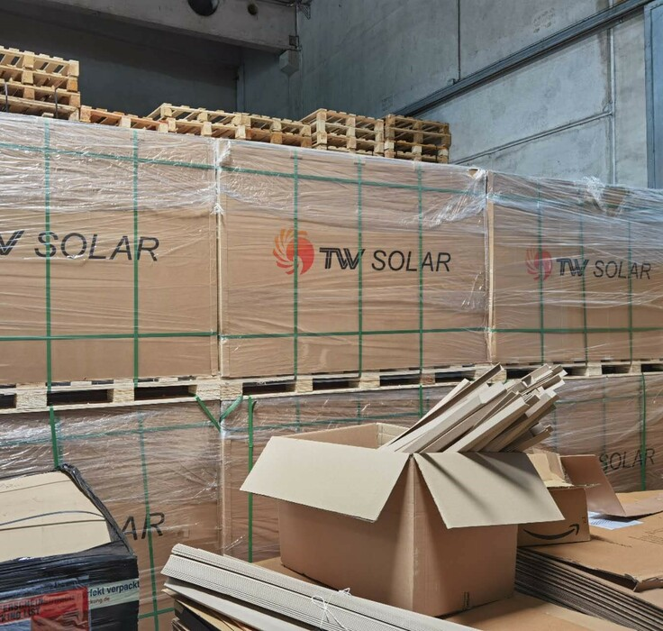 Discount Price  410w 430w 450w Solar Panel TW Solar Panel Full-black Bifacial TWMNH 48HC430-450W N-type Half-cell Solar Panels