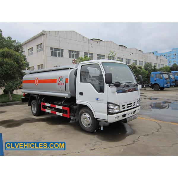 ISUZU N Series Gasoline Tanker Truck 130hp 6000 Liters For Long Distance Hauling