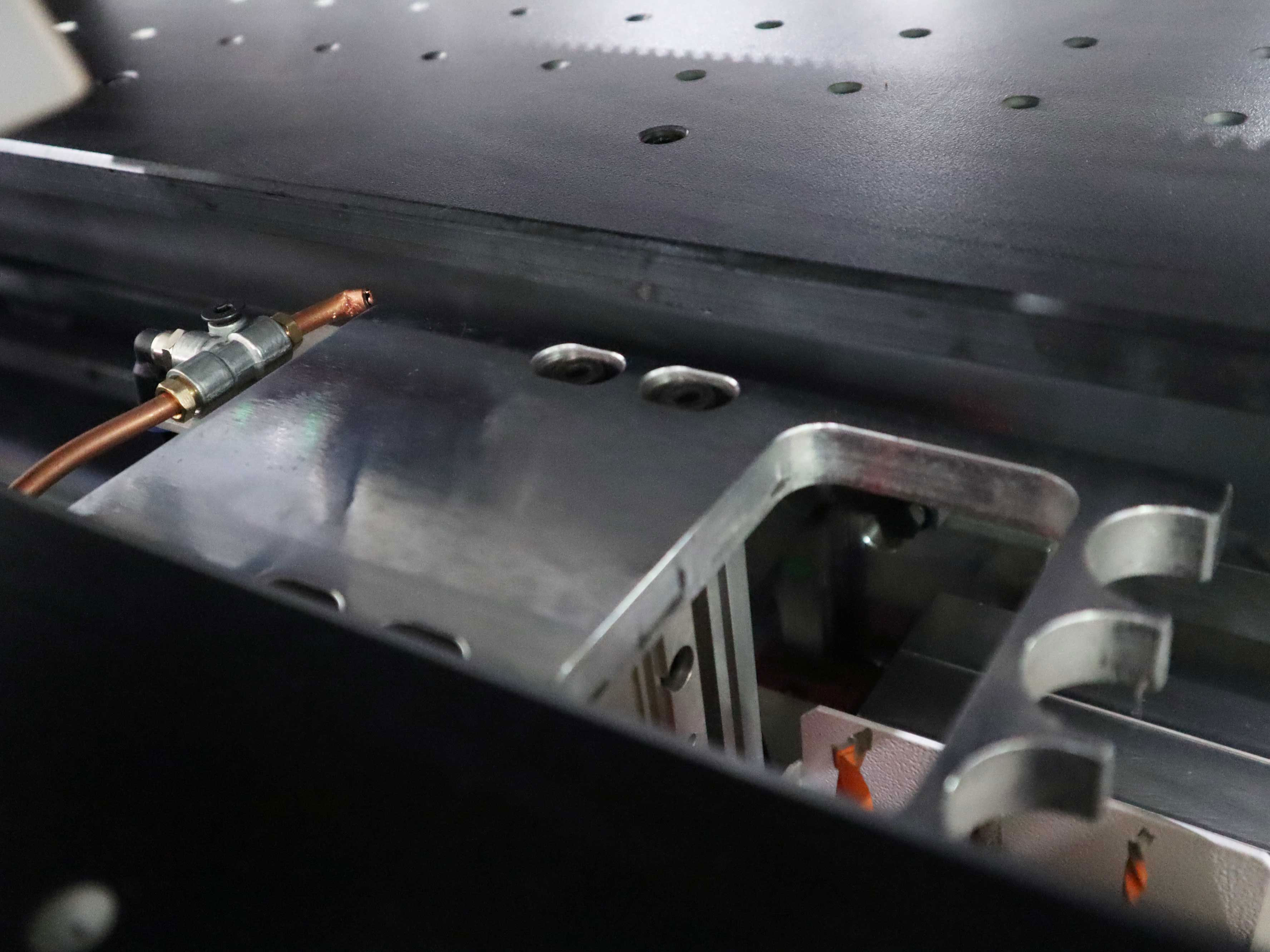 Искусственная машина расточкой CNC доски для деревянной мебели панели шкафа отверстия