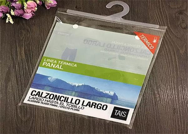 Saco de empacotamento da roupa plástica clara do saco da camisa do roupa interior T do PVC com gancho do gancho