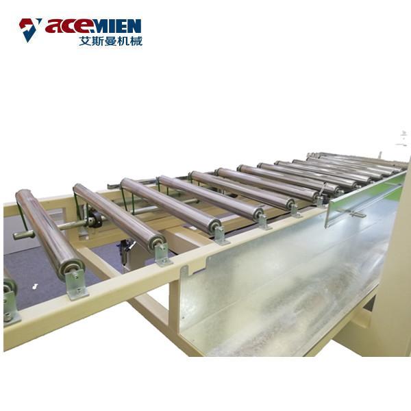 Linha de produção da extrusão do revestimento do SPC parafuso gêmeo cônico 28*5*3.5M de 360 quilowatts