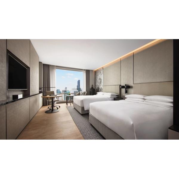 Подгонянные наборы мебели гостиницы свободные кладут в постель + софа + журнальный стол прикроватного столика