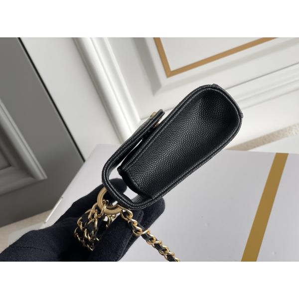 Classic Gold Double C Grain Leather Chanel 2way Bag AP3020