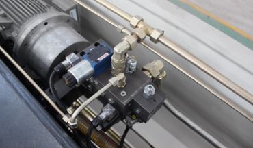 Delem System Steel CNC Hydraulic Press Brake 120T Amada Toolings 380V / 50HZ