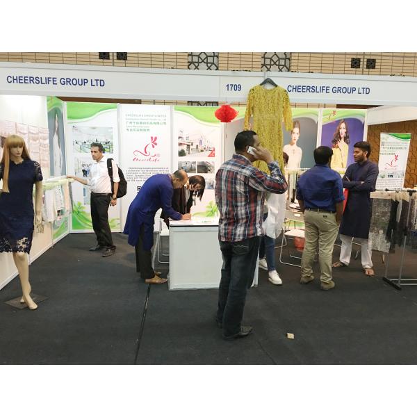 Полиэстер вышил отделке шнурка гипюра шнурка расстворимой в воде для украшения Diy