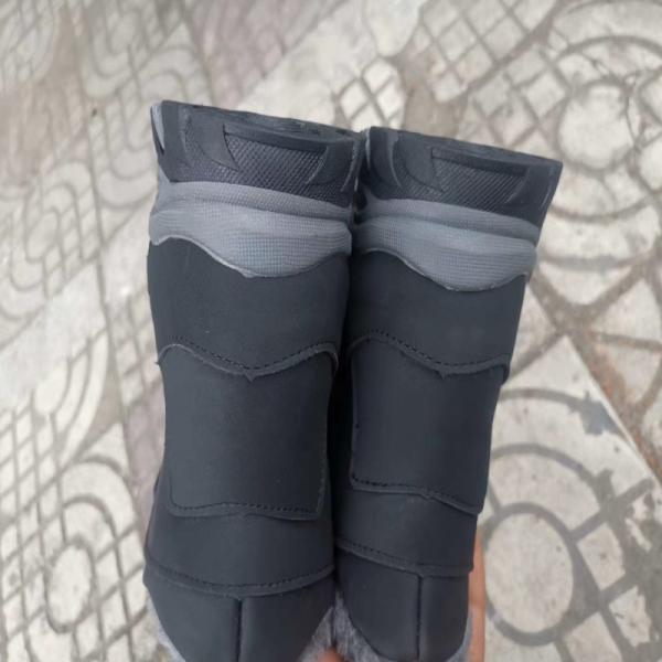 Ladies Casual Boots Durable Cold Proof  Climbing Snow Boots Black Color Daily Life