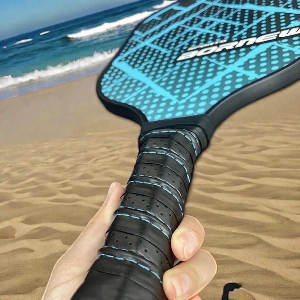Comfortable Grip Outdoor Pickleball Paddles Lightweight 10mm Thickness