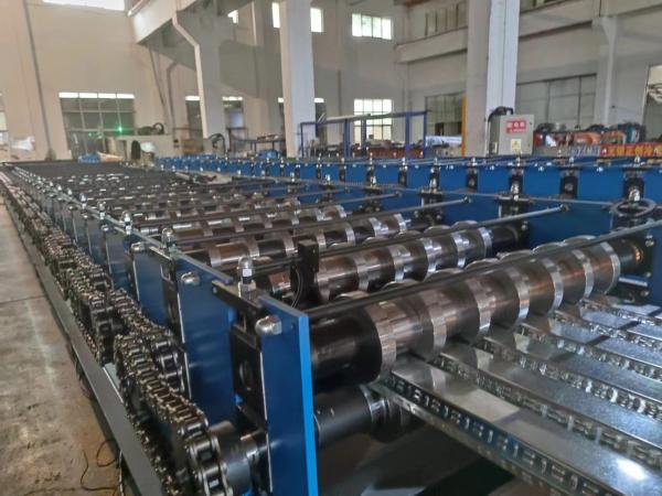 0.8mm-1.5mm espessura Metal B Deck Floor Roll Forming Machine