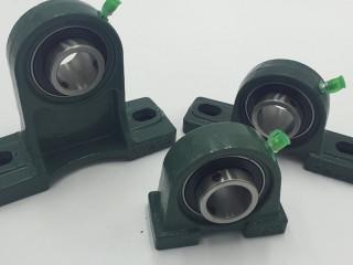 Cast Iron Pillow Block Ball Bearing Heavy Duty Good Versatility UCT317