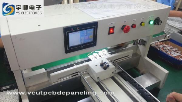 Doublez le trou fraisé par équipement depaneling dégrossi FR4 de carte PCB