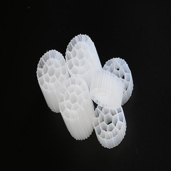 Meios plásticos de flutuação 25mm x 10mm dos meios de filtro do HDPE do Virgin bio