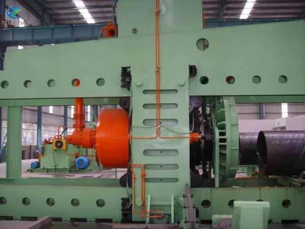 Machine de soudage en spirale, moulin à tuyaux Q235B pour pipeline pétrolier