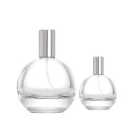 sous-marin en verre blanc d'Aromatherapy du parfum 75ml mettant le jet en bouteille cosmétique de 15 baïonnettes vide