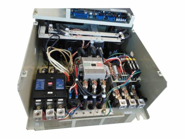 CNC DO INVERSOR 37KW 200VAC DO EIXO DA C.A. DO AMPLIFICADOR DO EIXO DA UNIDADE DE MOVIMENTAÇÃO DO EIXO DE MITSUBISHI FR-SF-2-37K
