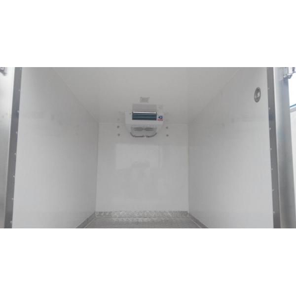 light duty HOWO 5 ton refrigerator truck