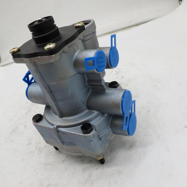 Original For SINOTRUK HOWO Truck Spare Parts Trailer Control Valve WG9000360525