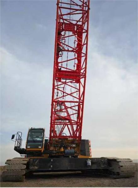 Grue sur chenilles SANY SCC3200A-8 d'occasion de 2023 avec une flèche de 62 mètres, un contrepoids de 170 tonnes, 411 heures de fonctionnement et en excellent état de marche.