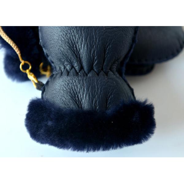 Теплые уютные неподдельные Миттенс овчины ребят/девушек с лентой на зима