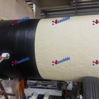 Línea de producción de tubos preinsulados con envoltura de PE de pulverización PUR ¥ Aislamiento de espuma de PU de alta densidad para tuberías de calefacción, refrigeración y petróleo