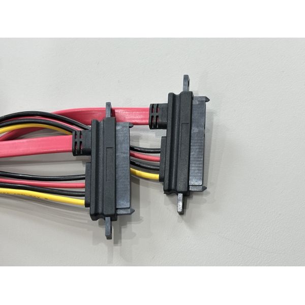 Multi-Drop SATA Power & Signal Wire Harness Connector Assembly for HDD/SSD, 4P to Multi-SATA Cable