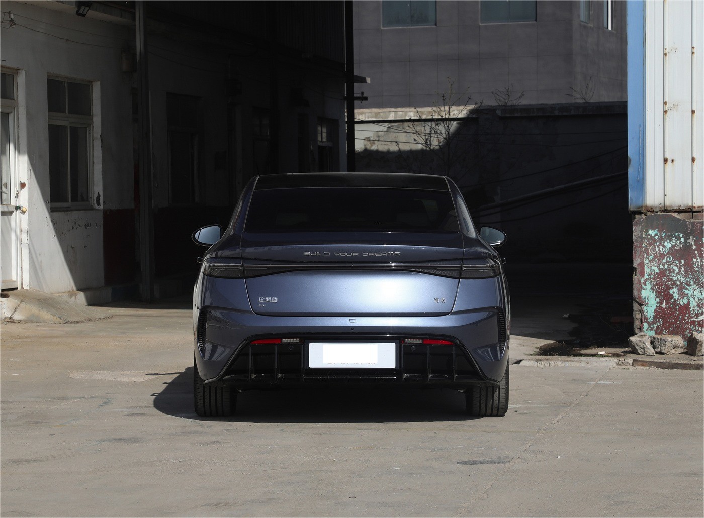 2024 BYD Sea Series Seal Electric Coupe с дальностью 700 км