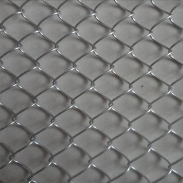 Height 1.8m wire diameter 4mm mesh 90*90mm Safety Industrial Chain Link Fence