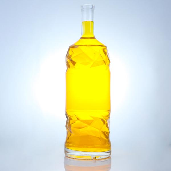 Liquor Glass Bottle with Embossed Customizable Logo and Clear or Customized Bottle Color