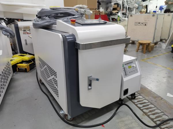 Handheld Laser Weld Clean Machine 1000W 1500W 2000W 3000W Optional Double Wobble Auto Wire Feeder and HIGHYAG Laser Head