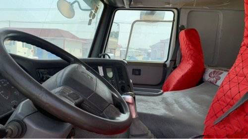 14m3 Sinotruk Concrete Mixer Used Heavy Duty Trucks Euro 4 340HP