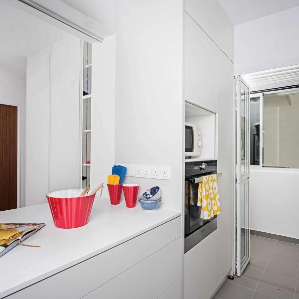 Small Size Cheap Price Kitchen Cabinet Sets White Melamine Project Kitchen Cabinet